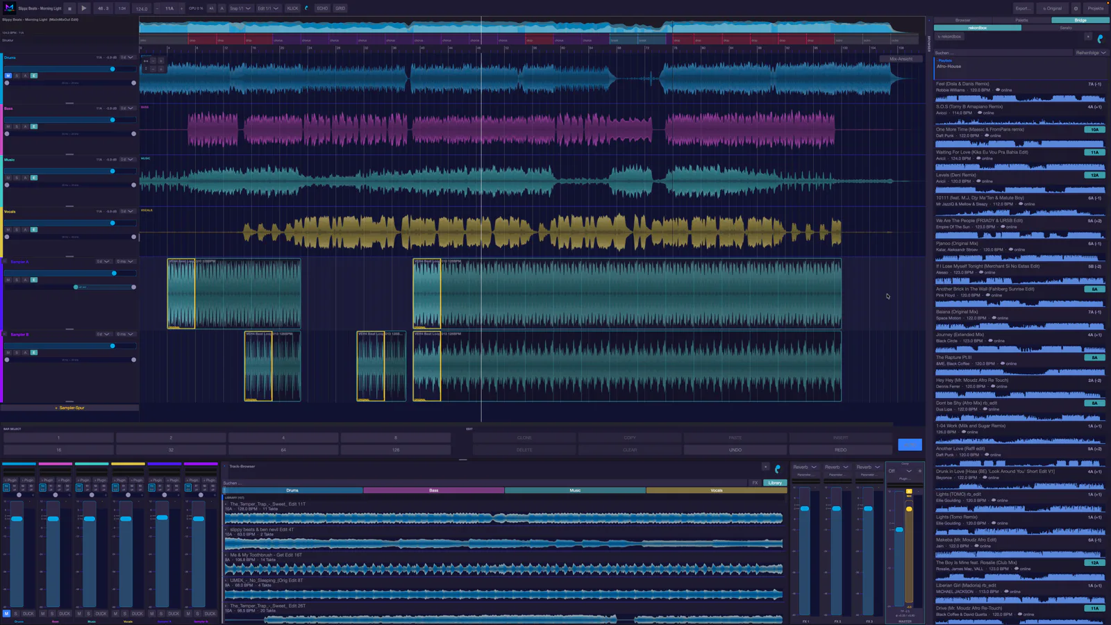 Der Browser von musaik mit Track-Liste, Spalten für Tempo und Tonart, Suchfeld und Mini-Wellenform zum Vorhören